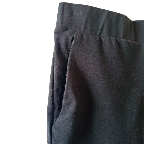 UNIVERSAL STANDARD BLACK SIGNATURE PONTE PANTS SIZE 10/12 - Picture 9 of 16